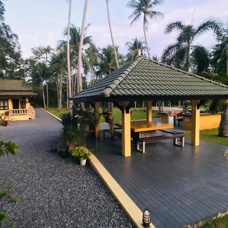 Marilyns Residential Resort Maret Luaran gambar
