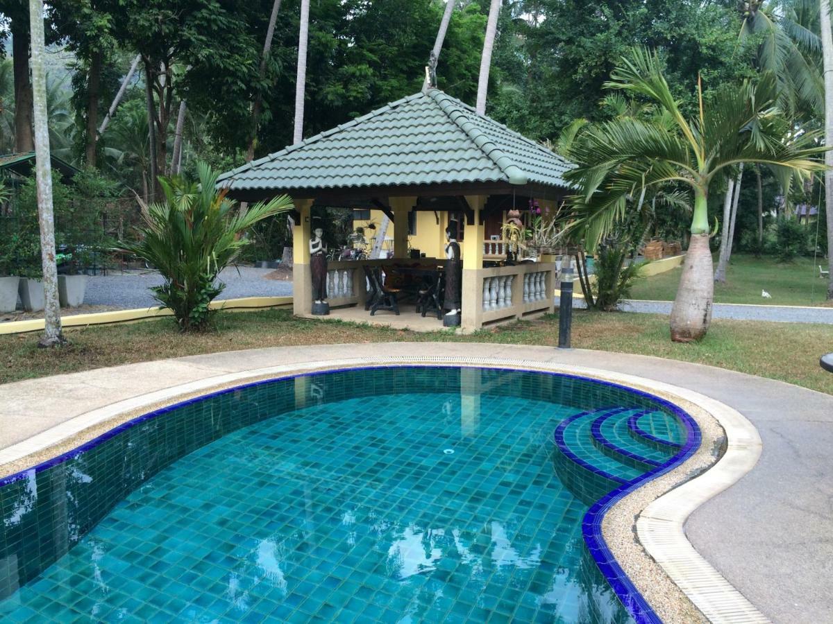 Marilyns Residential Resort Maret Luaran gambar