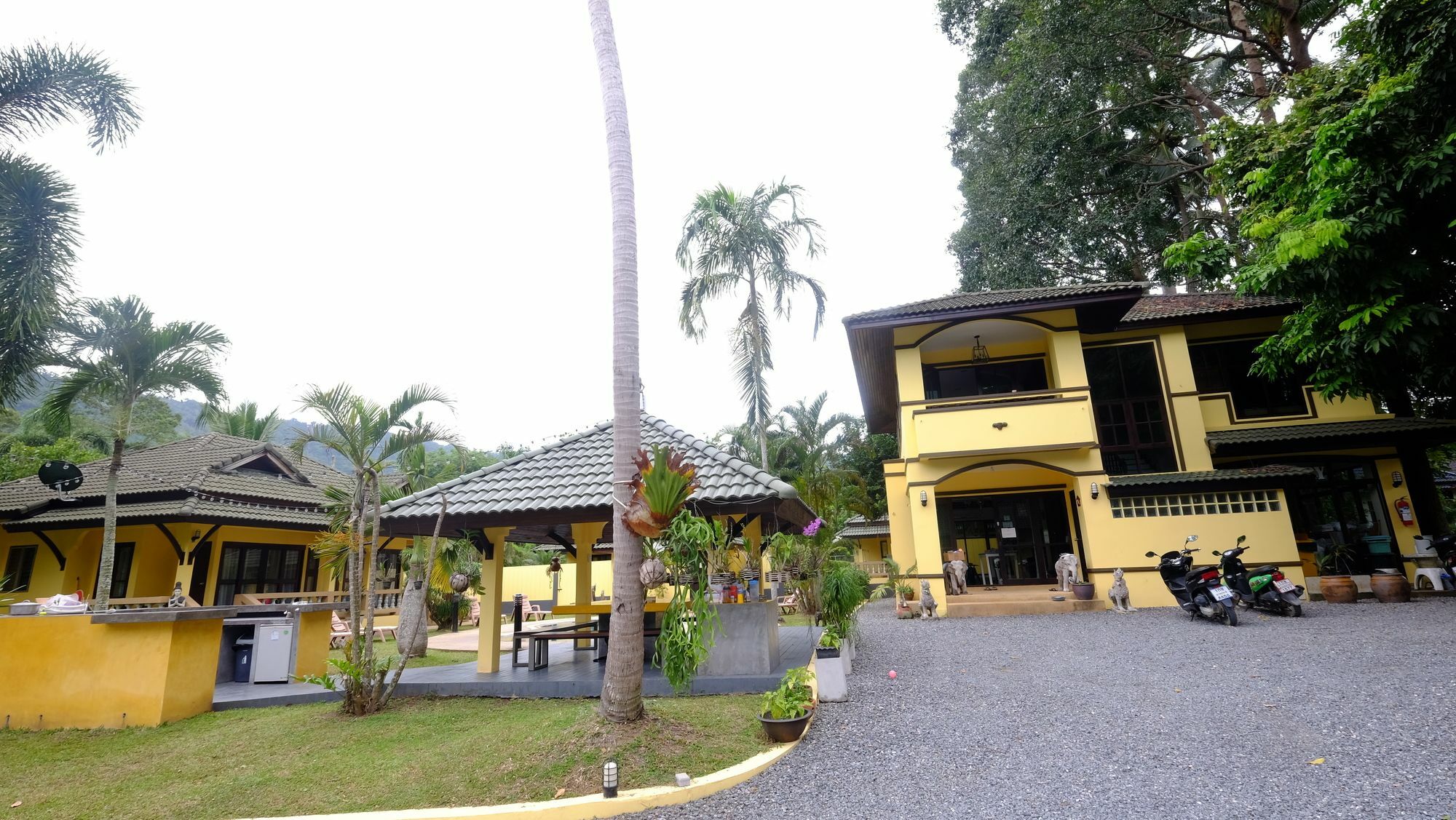 Marilyns Residential Resort Maret Luaran gambar