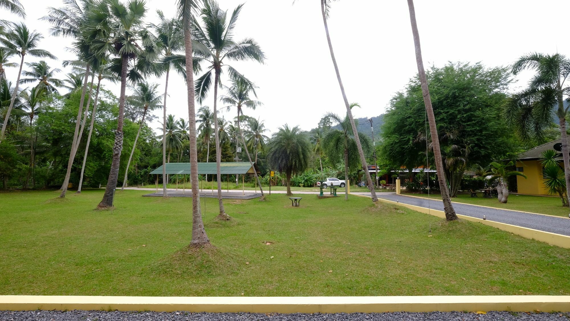 Marilyns Residential Resort Maret Luaran gambar